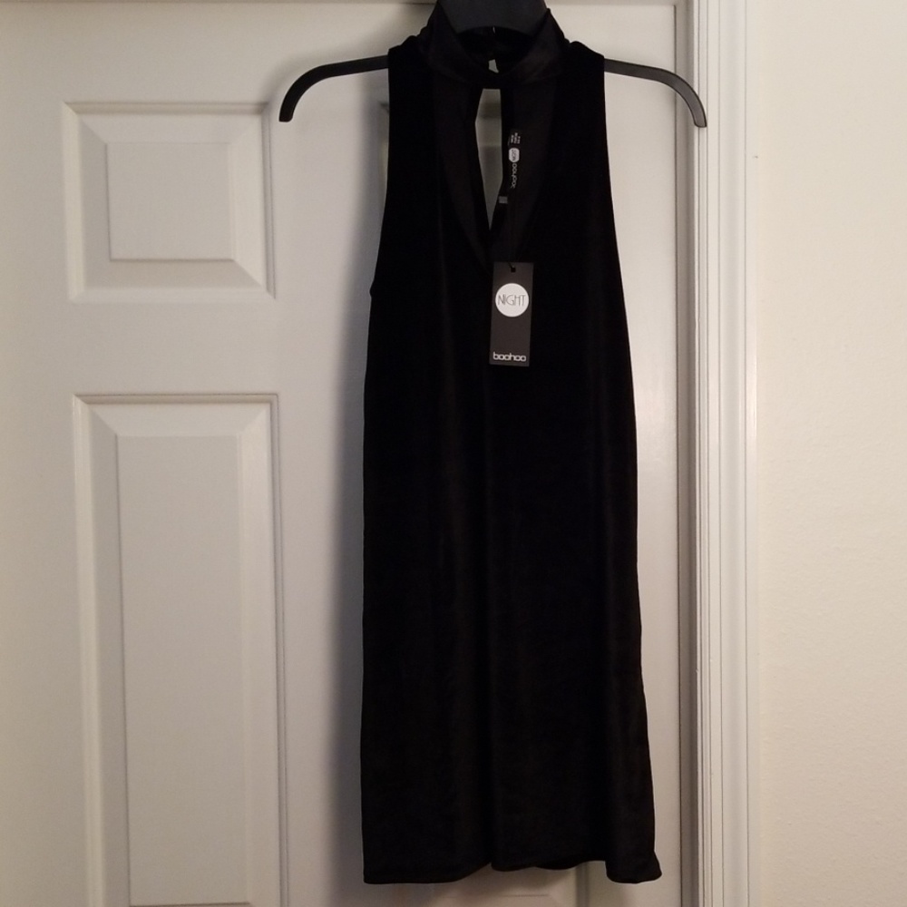 NWT BooHoo Camille Velvet Choker Plunge ShiftDress - Picture 4 of 8